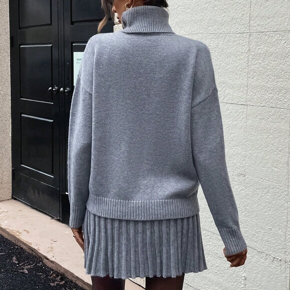 Grey Casual Women's High Neck Pullover Sweaters - Picture 2 of 7